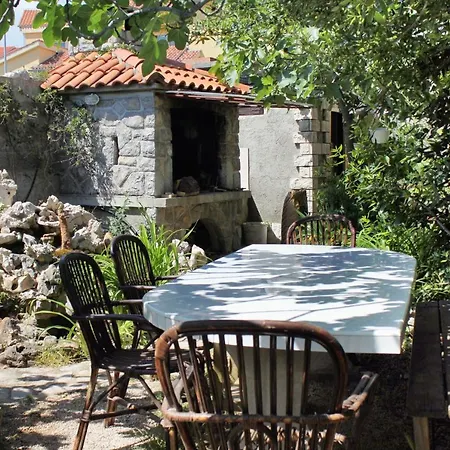 With A Parking Space Krk - 5360 ゲストハウス クルク