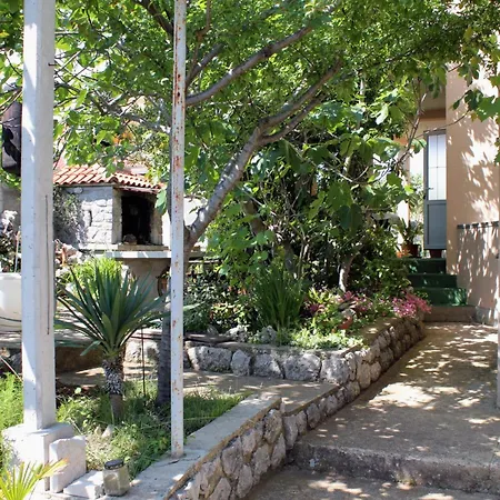 Affittacamere With A Parking Space Krk - 5360 Krk Town