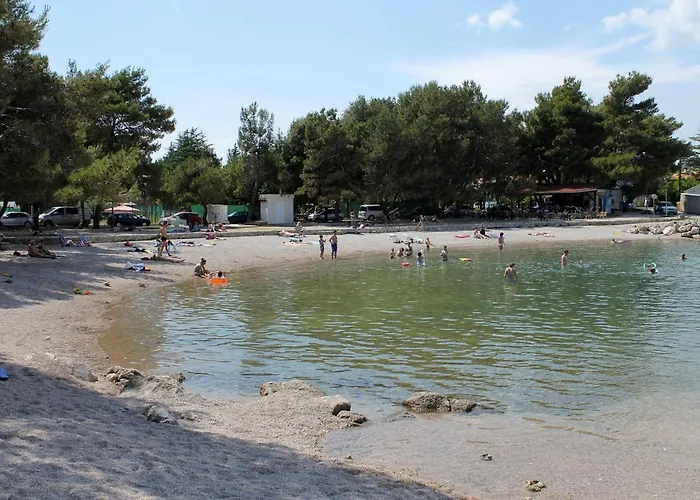 بيت ضيافة With A Parking Space Krk - 5360